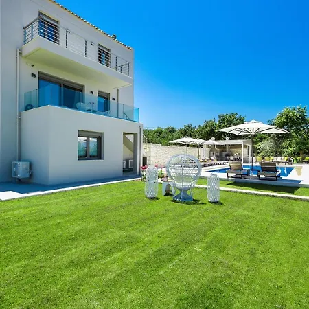 Luxury Cretan With Private Pools Gallos