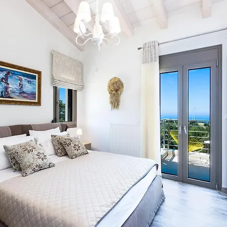 Villa Luxury Cretan With Private Pools *