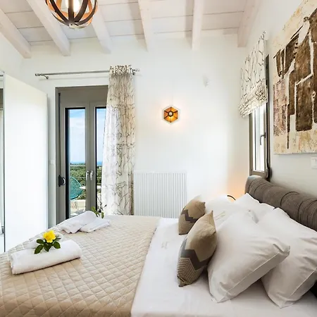Luxury Cretan With Private Pools *